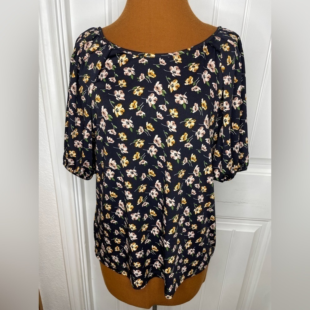 Perseption Concept Floral Puff Sleeve Top Size Medium